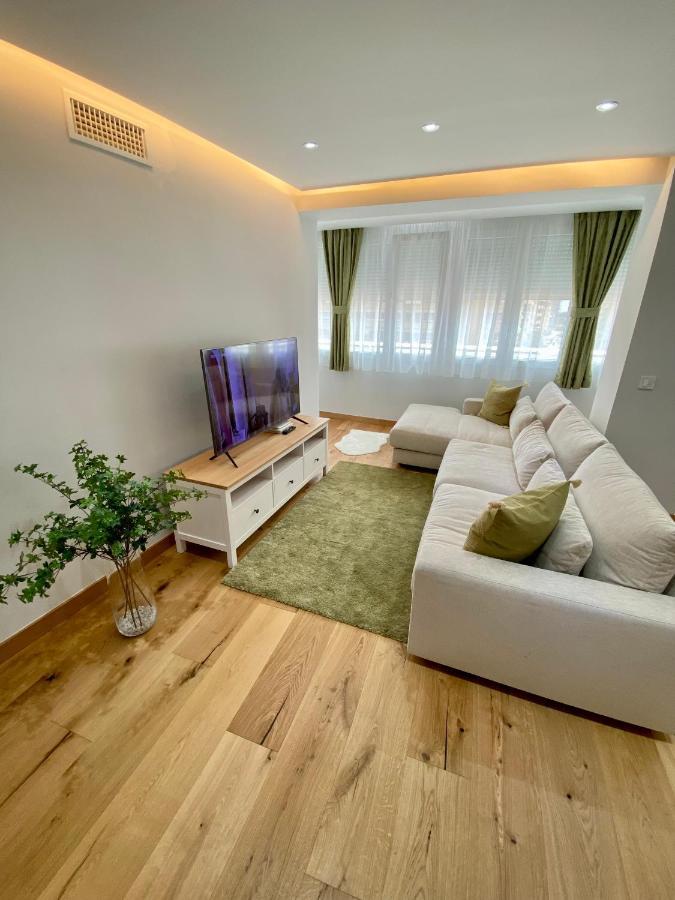 Apartamentos Prestige Malaga Suites Dış mekan fotoğraf